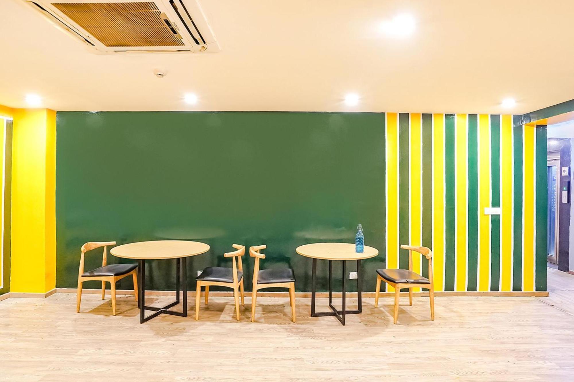 Super Townhouse O Hotel Aditya Residency Near Parthala Over Bridge Sector 121 Noida Indirapuram Extérieur photo