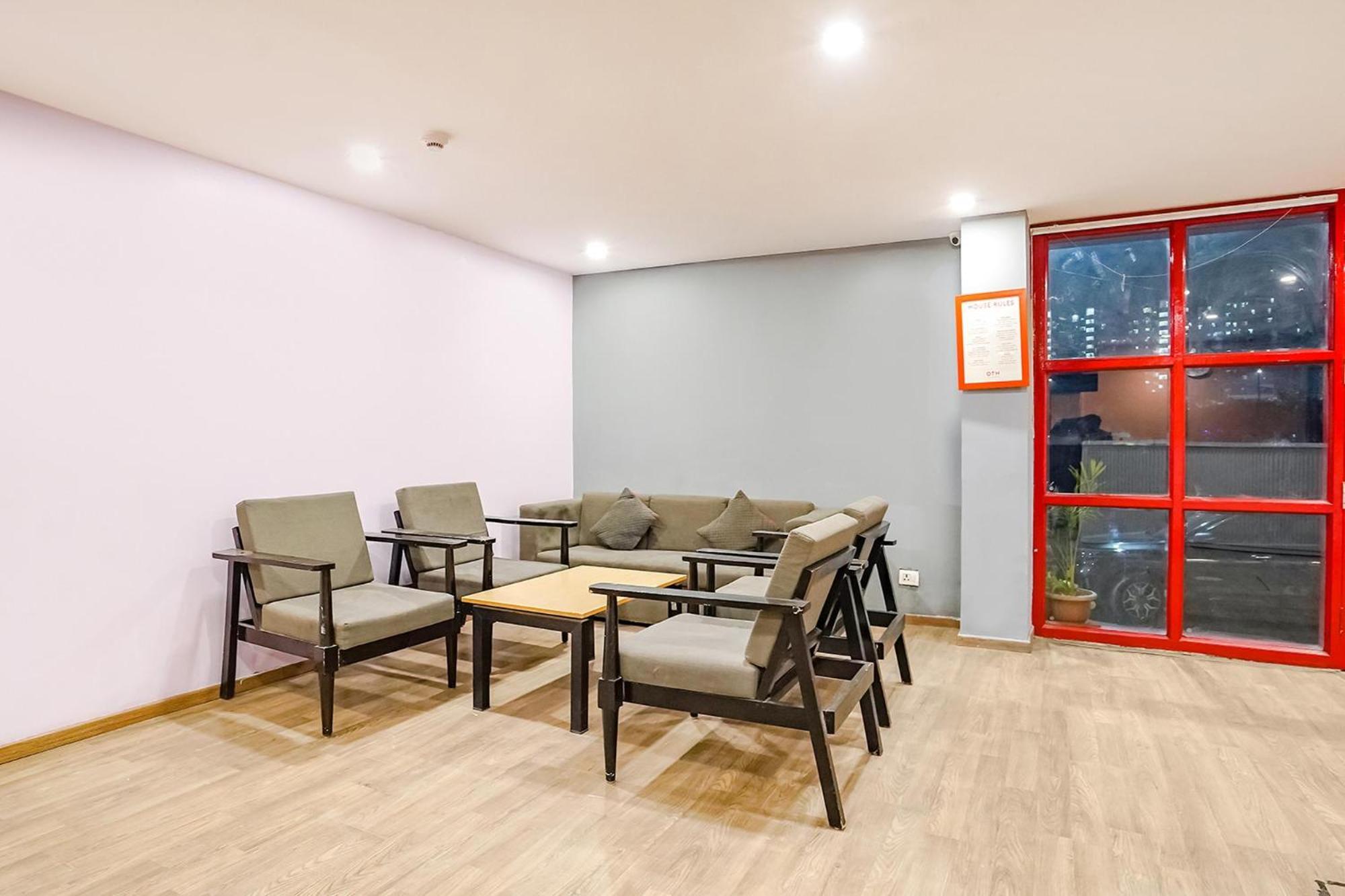 Super Townhouse O Hotel Aditya Residency Near Parthala Over Bridge Sector 121 Noida Indirapuram Extérieur photo
