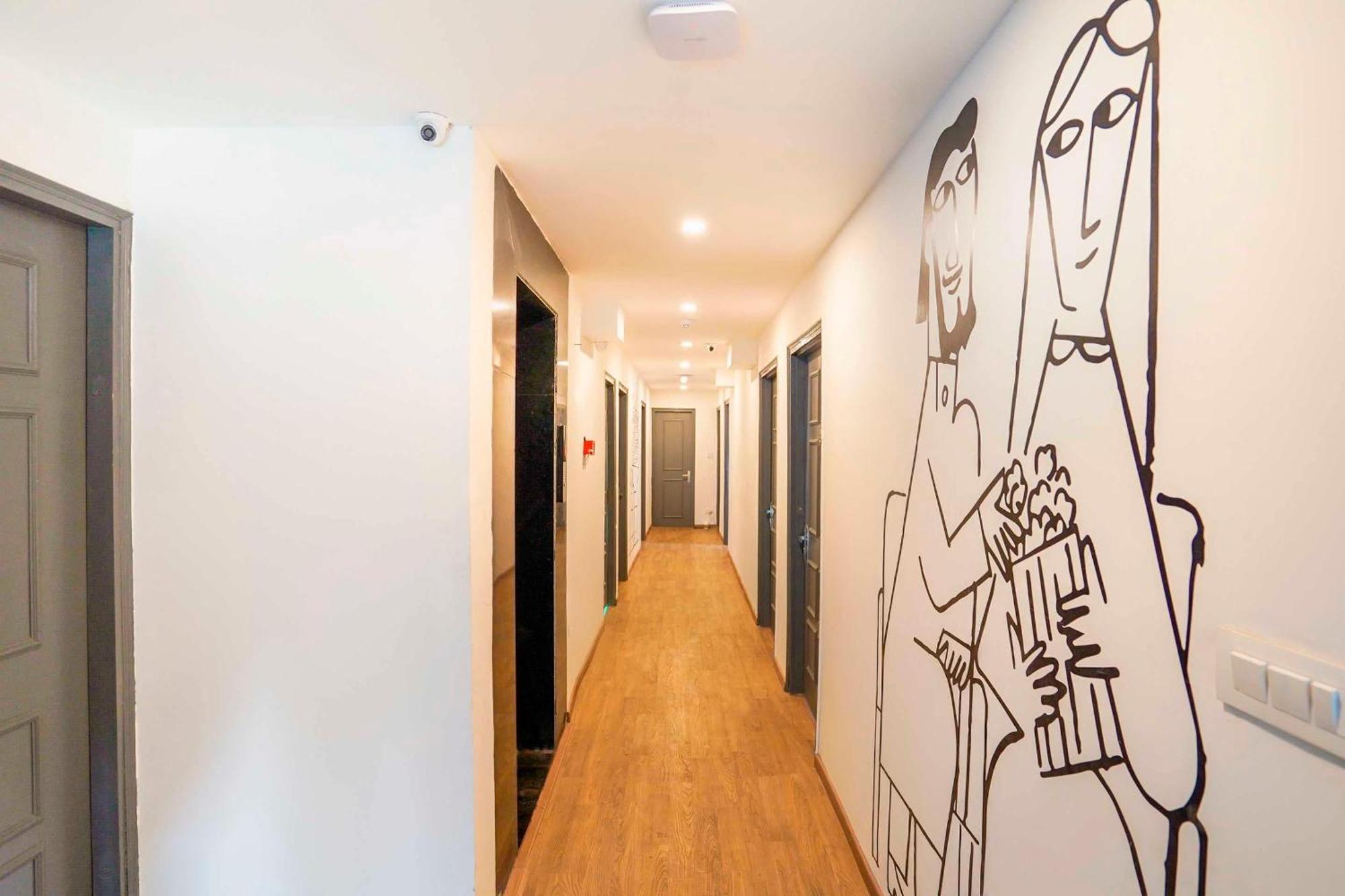 Super Townhouse O Hotel Aditya Residency Near Parthala Over Bridge Sector 121 Noida Indirapuram Extérieur photo