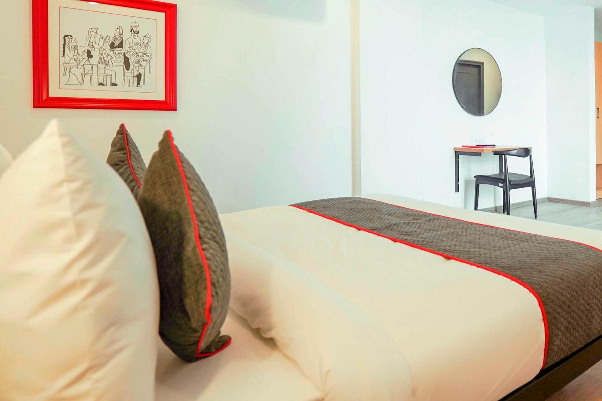 Super Townhouse O Hotel Aditya Residency Near Parthala Over Bridge Sector 121 Noida Indirapuram Extérieur photo